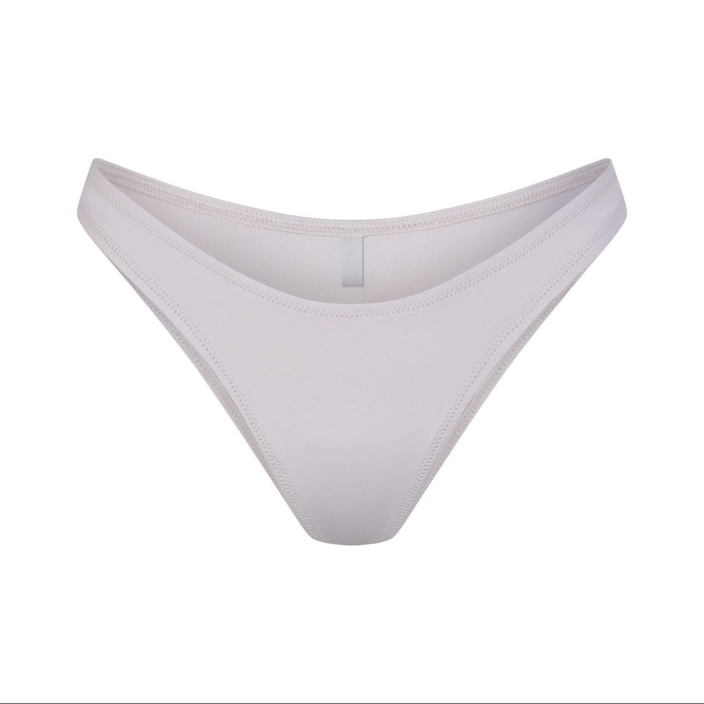 Skims Chrome Cheeky Tanga Bottoms